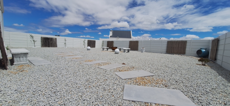 2 Bedroom Property for Sale in Laaiplek Western Cape